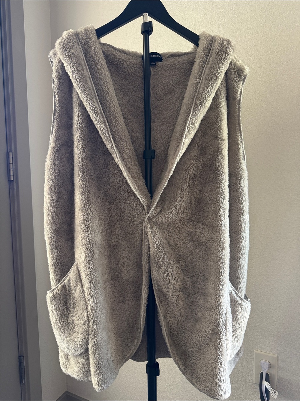 Zenana Outfitters Plush Gray Vest